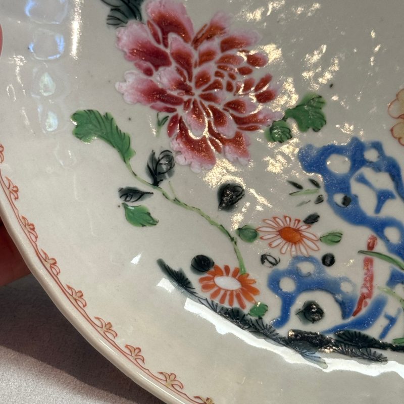 Four Chinese famille rose plates with floral and landscape design - 图32