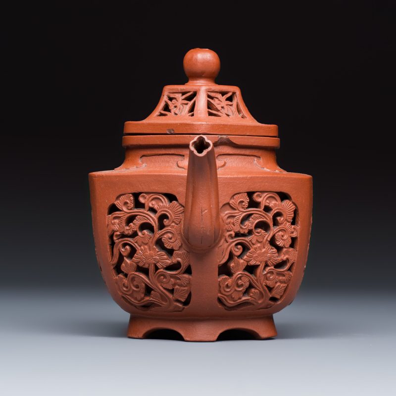 A Chinese Yixing stoneware openworked double-walled teapot and cover with floral design - 图5