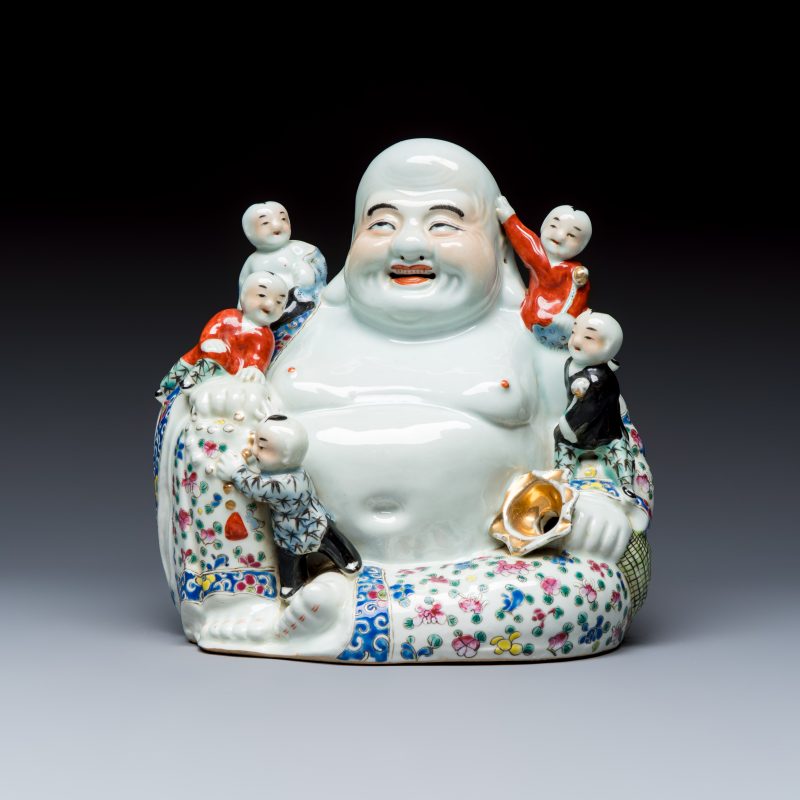 A Chinese famille rose Milefo Buddha with playing boys - 图2