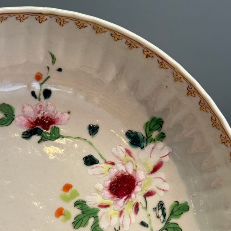 Four Chinese famille rose plates with floral and landscape design - 图34