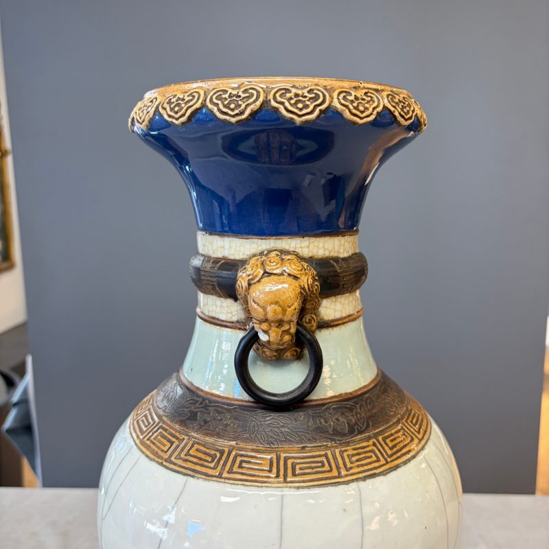 An unusual Chinese Nanking vase decorated with various glazes - 图16