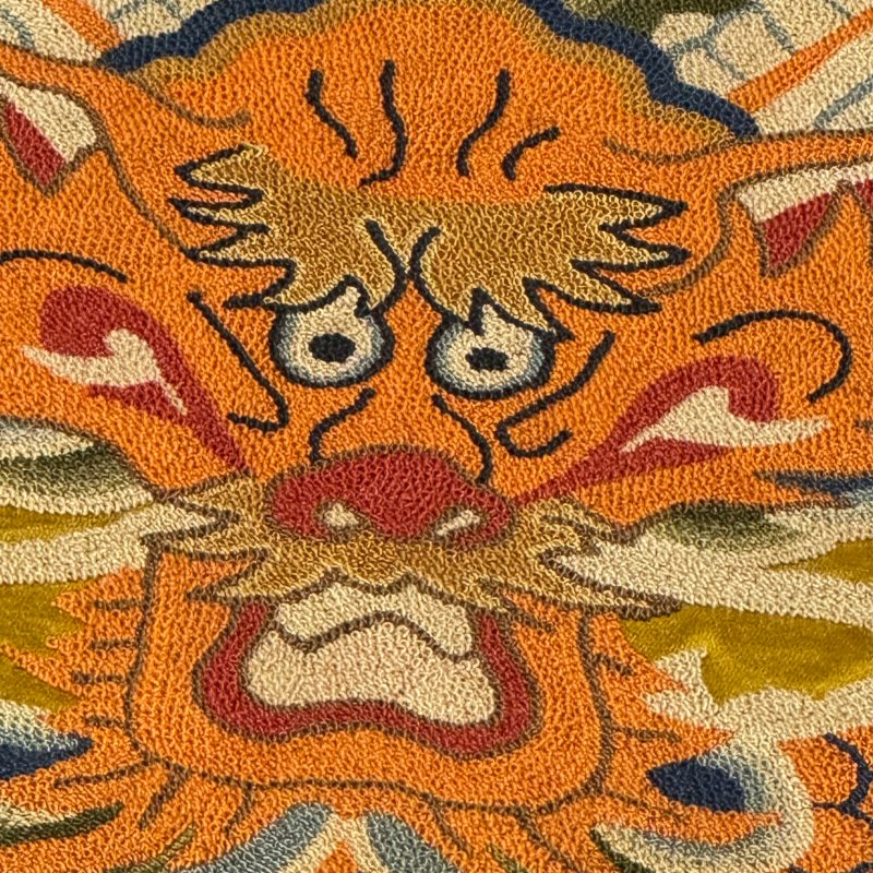 Two Chinese yellow-ground seed-stitch embroidered 'Dragon' panels - 图40