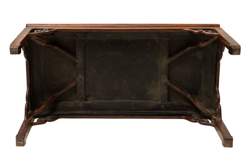 A huanghuali low corner-leg table - 图5