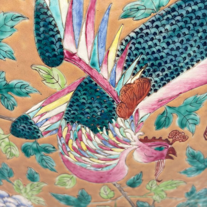A large Chinese famille rose 'Phoenixes and Peonies' fish bowl for the Straits or Peranakan market - 图23