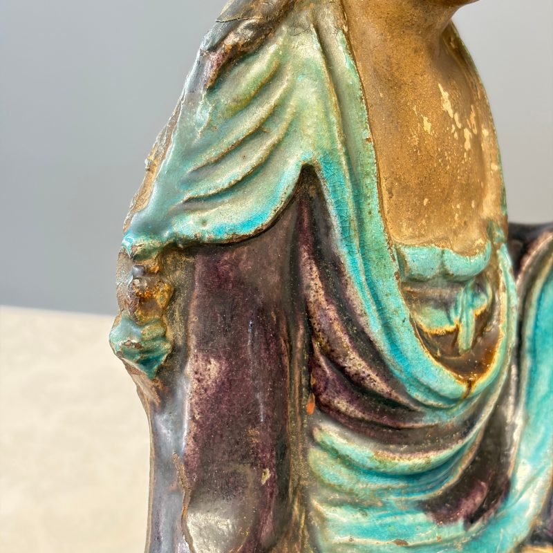 A Chinese Fahua-glazed stoneware model of Guanyin - 图20