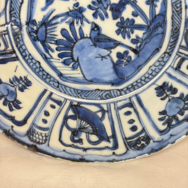 Two Chinese 'Kraak' blue and white plates and two 'Klapmuts' bowls - 图14
