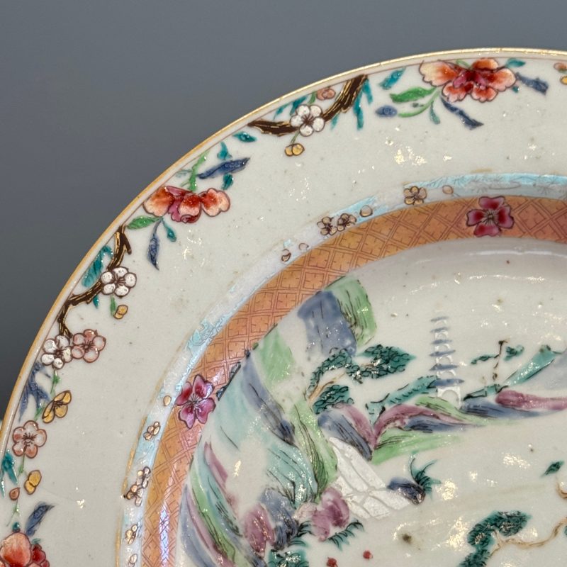 Four Chinese famille rose plates with floral and landscape design - 图44