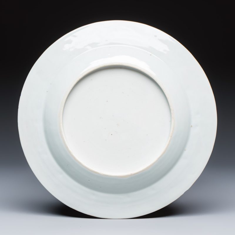 A collection of 13 Chinese famille rose 'Landscape' plates and dishes - 图11