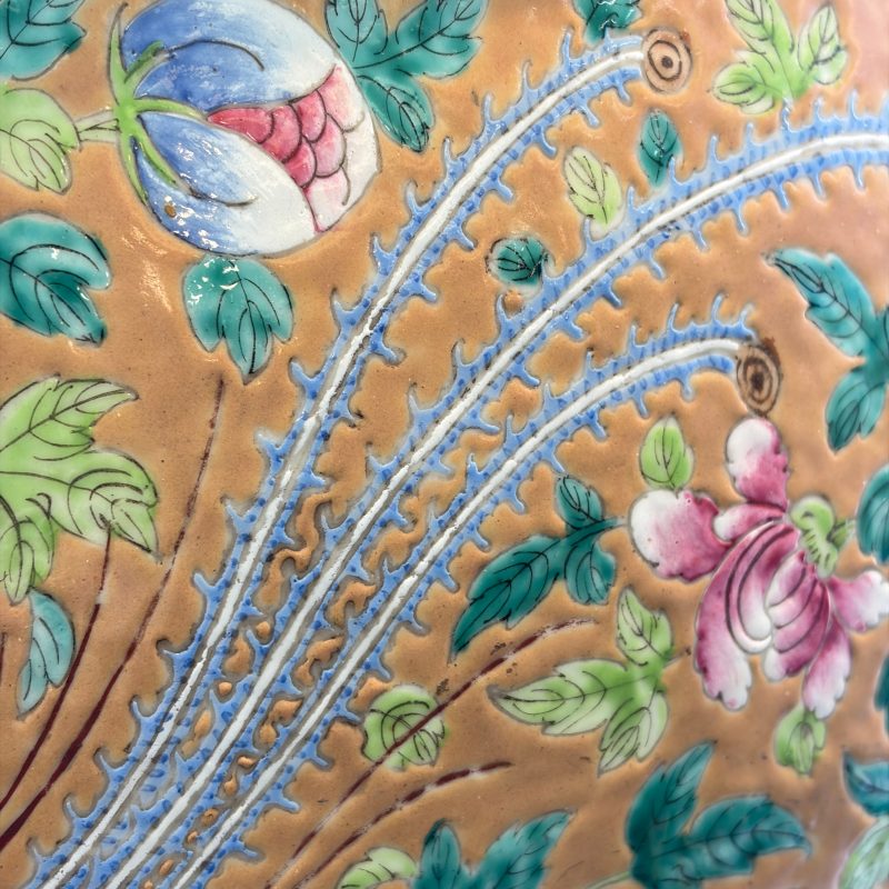 A large Chinese famille rose 'Phoenixes and Peonies' fish bowl for the Straits or Peranakan market - 图25