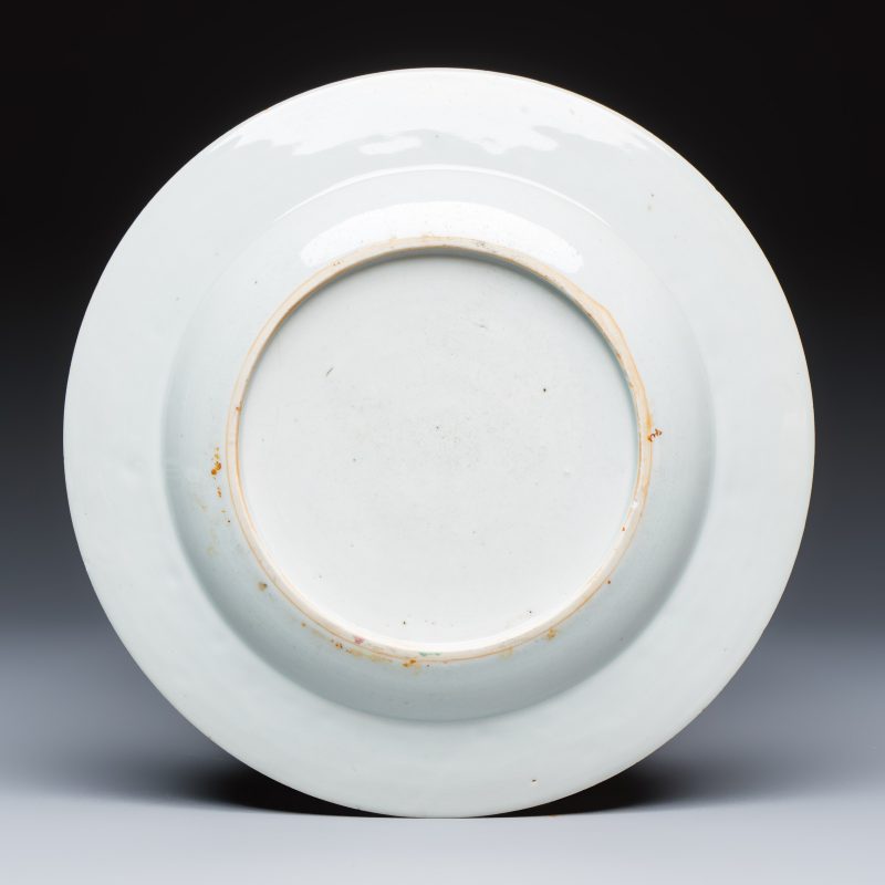 A collection of 13 Chinese famille rose 'Landscape' plates and dishes - 图13