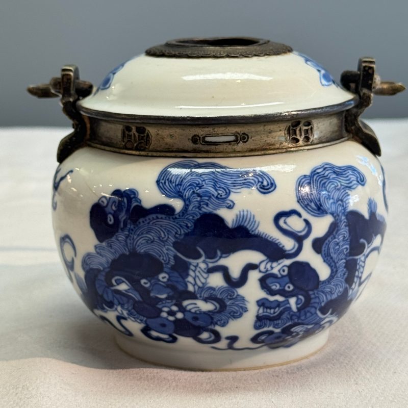 Nine Chinese blue and white wares for the Southeast Asian market, including Bleu de Hue - 图127