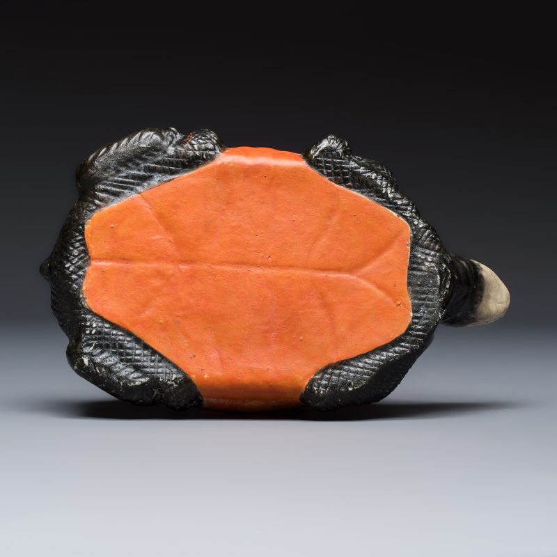 A Chinese polychrome-glazed turtle-shaped tureen and cover - 图10