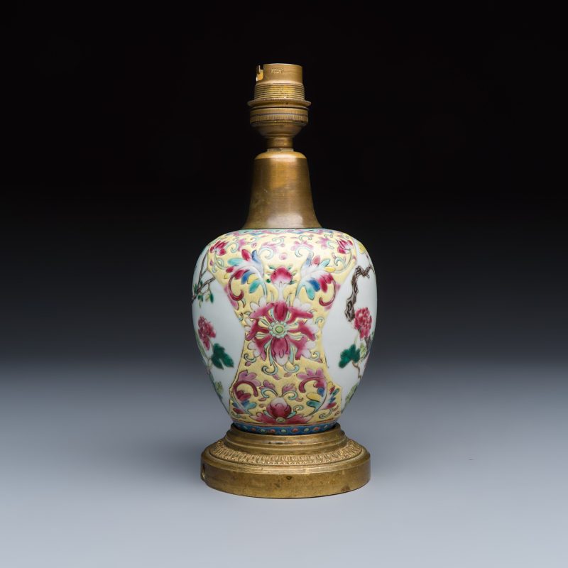 Four Chinese famille rose wares - 图17