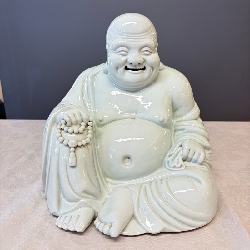 A Chinese white-glazed Milefo Buddha on a gilt-lacquered wooden lotus throne - 图14