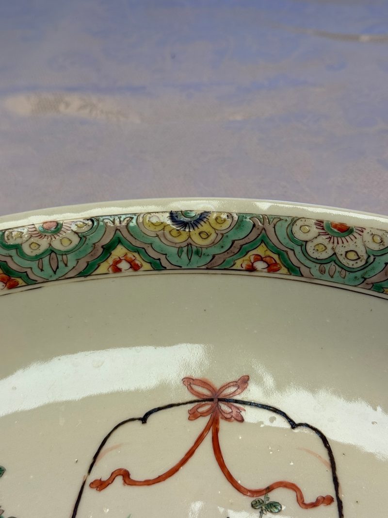 A Chinese famille verte 'Flower Basket' dish - 图8