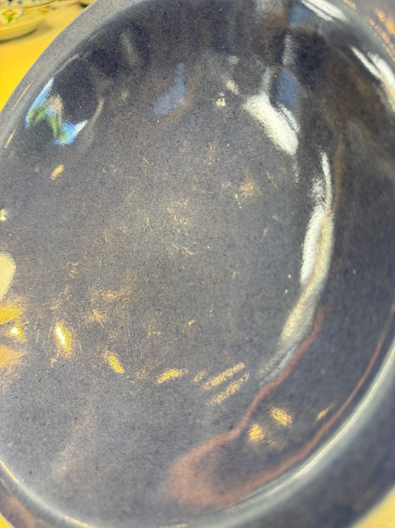 A Chinese blue-glazed shallow bowl and a ge-type dish - 图22