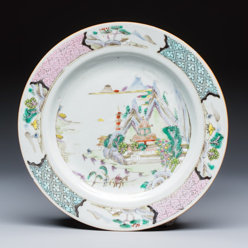 A collection of 13 Chinese famille rose 'Landscape' plates and dishes - 图18