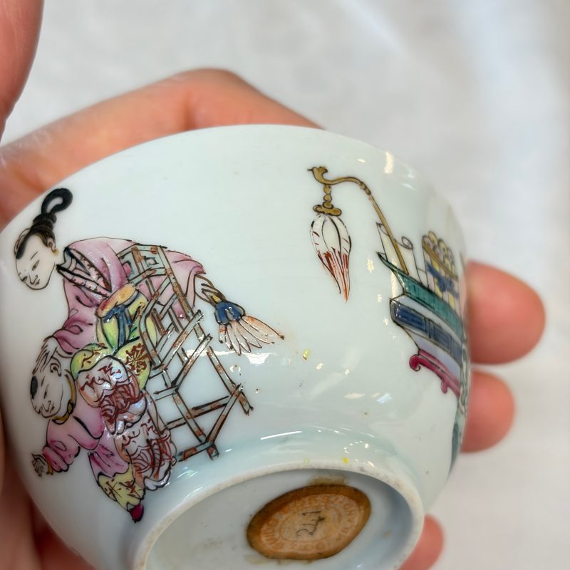 三娘教子 | A fine Chinese famille rose 'San Niang Jiao Zi 三娘教子' tea bowl and saucer - 图32