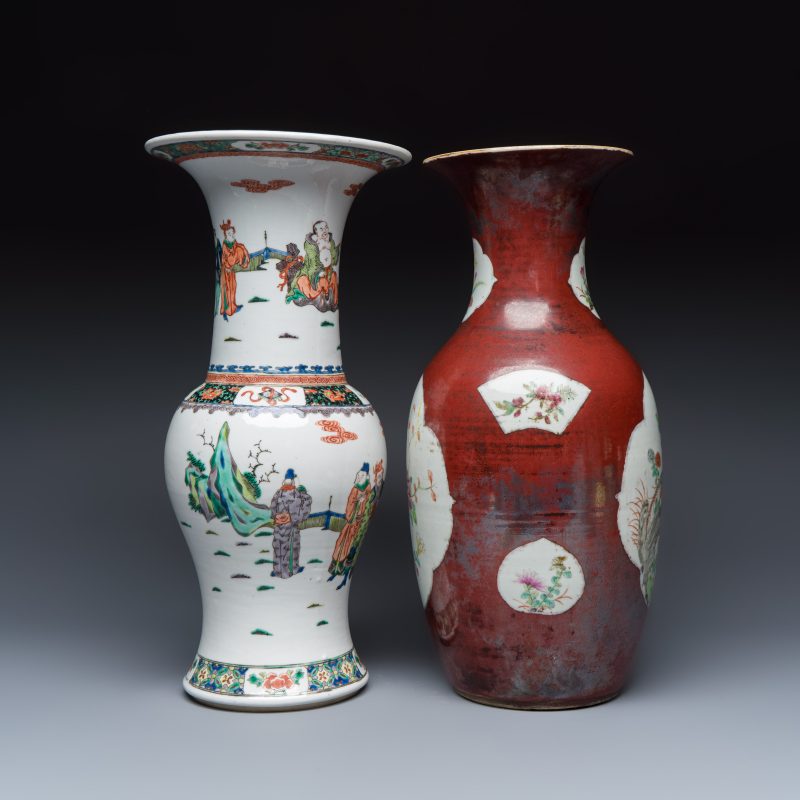 A Chinese famille verte 'Yenyen' vase and a famille rose red-ground vase - 图5