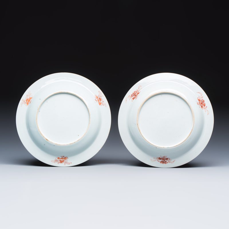 吹蕭引鳳 | A pair of Chinese famille rose 'Chui Xiao Yin Feng 吹蕭引鳳' plates - 图2