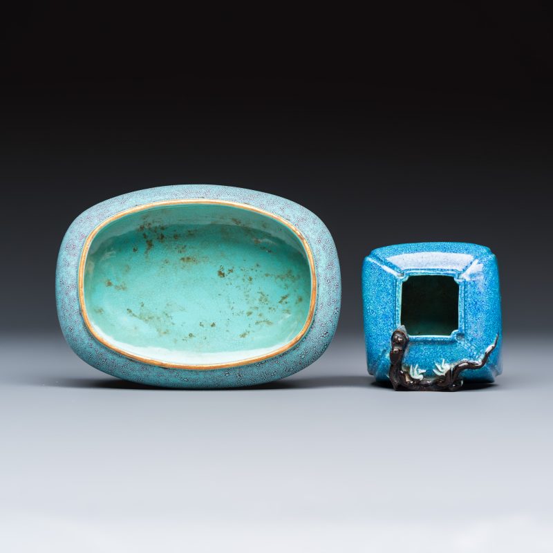 A Chinese robin’s egg-glazed 'Chilong' square brush pot and a brush washer - 图6