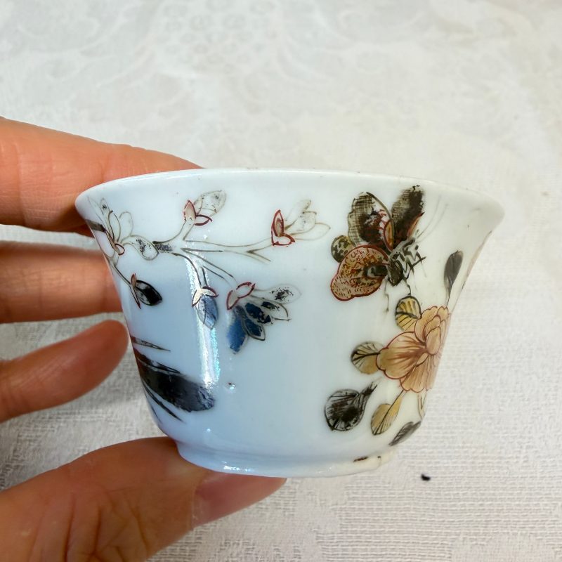 A set of six Chinese silver and gilt-decorated 'Pheasants Among Flowering Branches' tea bowls and saucers - 图14