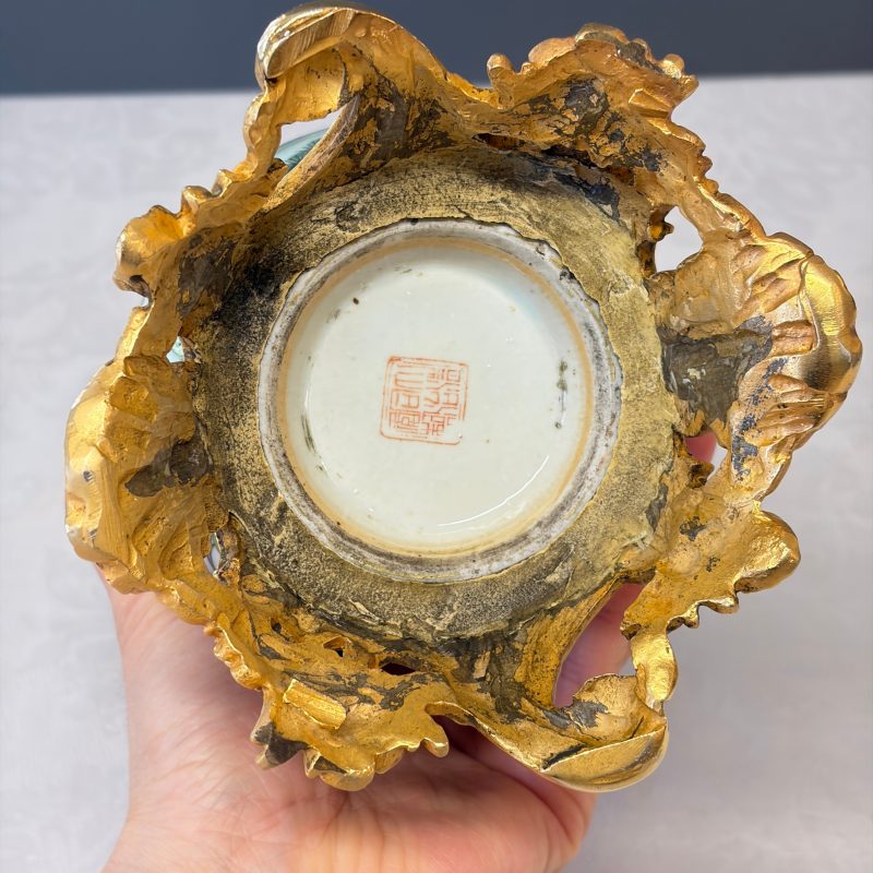 Four Chinese famille rose wares, one with gilt-bronze mounts - 图52