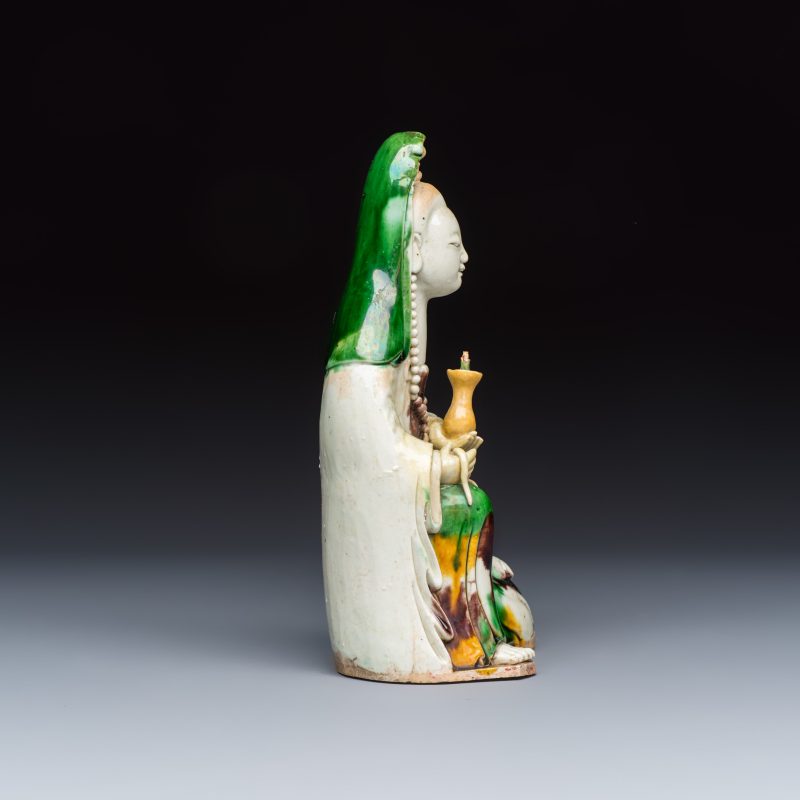 A Chinese famille verte sancai biscuit model of Guanyin - 图5