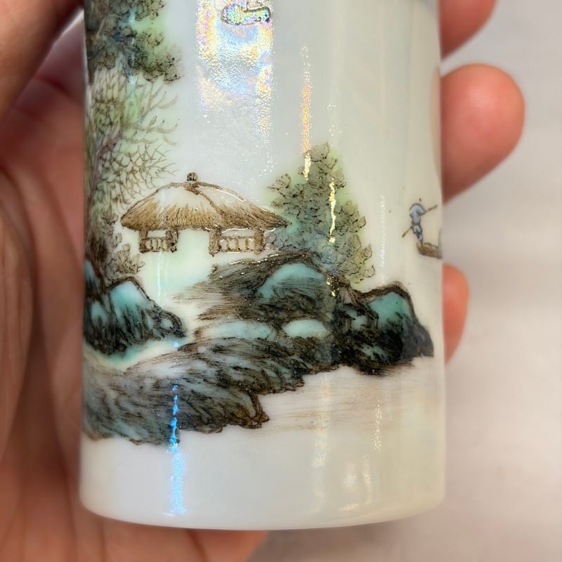 A Chinese famille rose vase and a qianjiang cai incense stick holder - 图22