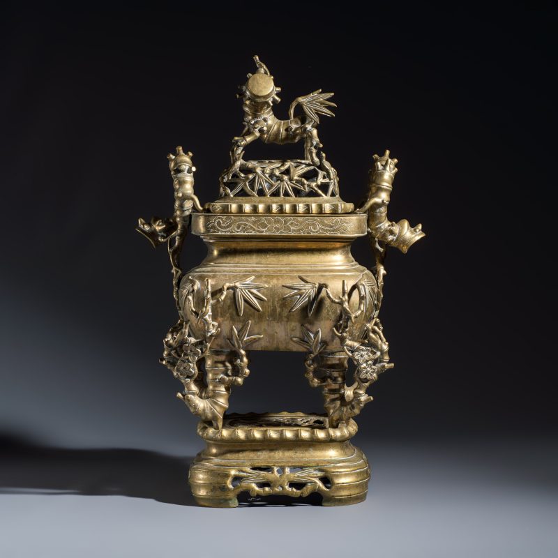 A Vietnamese bronze covered censer and stand - 图2