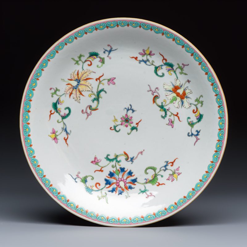A Chinese famille rose dish with a floral design