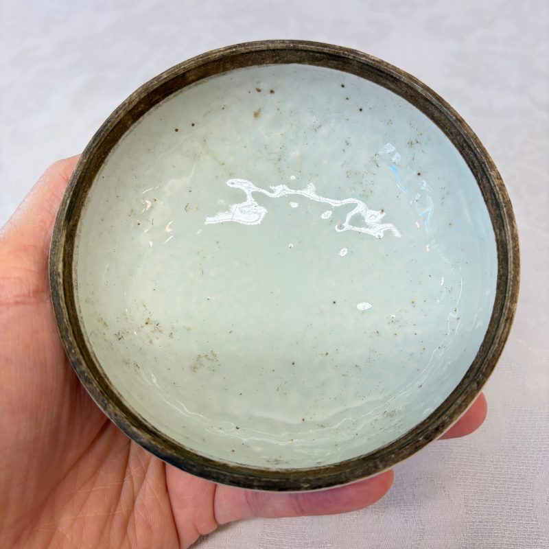 Four Chinese famille rose wares, one with gilt-bronze mounts - 图56