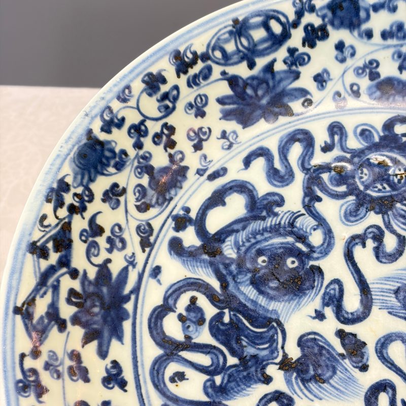 A Chinese blue and white 'Buddhist Lions' dish - 图11