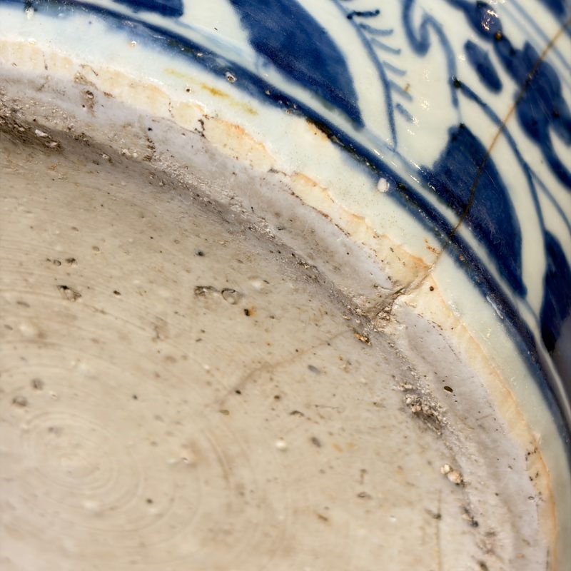 A Chinese blue and white vessel with geese in a landscape - 图21