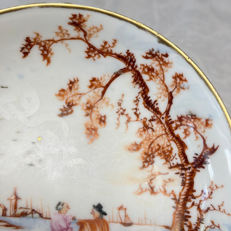 Three sets of Chinese export famille rose and grisaille 'European Subject' tea bowls and saucers - 图12