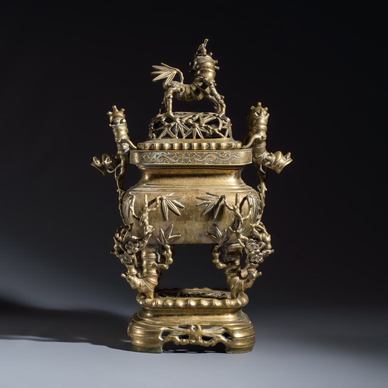 A Vietnamese bronze covered censer and stand - 图4