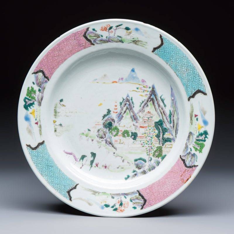 A collection of 13 Chinese famille rose 'Landscape' plates and dishes - 图24