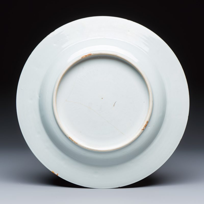 A collection of 13 Chinese famille rose 'Landscape' plates and dishes - 图25