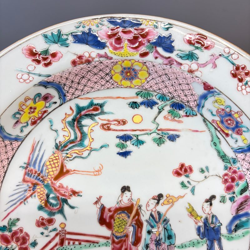 吹蕭引鳳 | A pair of Chinese famille rose 'Chui Xiao Yin Feng 吹蕭引鳳' plates - 图7