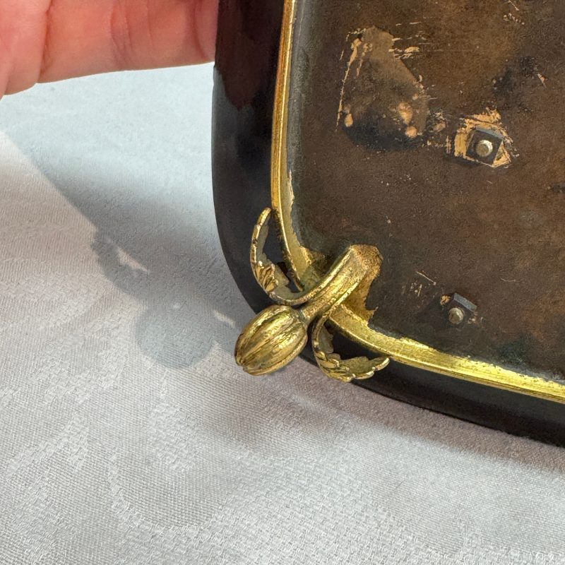A French lacquered and gilt-bronze-mounted inkwell with a Chinese turquoise-glazed Buddha - 图19