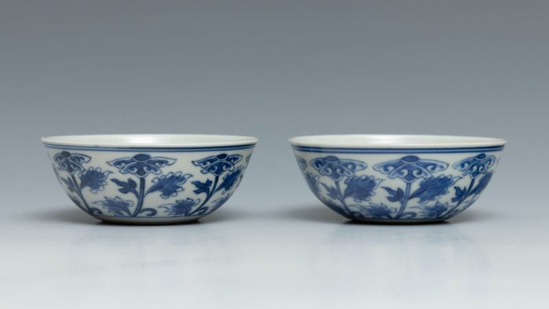 A pair of blue and white cups, Xuantong mark and of the period (1909-1911) - 图2