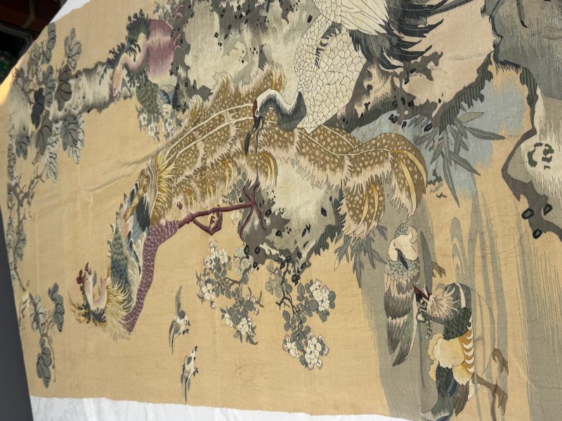 A Chinese kesi 'Phoenixes and Birds' panel - 图3