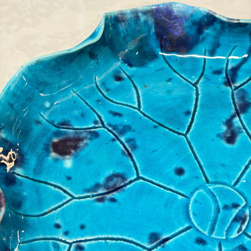 A Chinese turquoise-glazed purple-splashed 'Lotus Leaf' dish - 图6