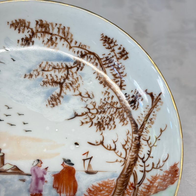 Three sets of Chinese export famille rose and grisaille 'European Subject' tea bowls and saucers - 图23