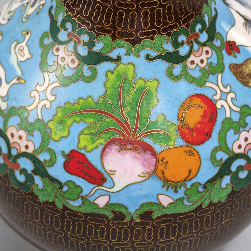 20世纪60年代 景泰蓝花鸟瓶 - 图8