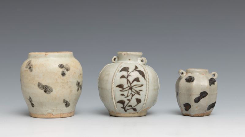 Three brown-splashed Qingbai vessels - 图2