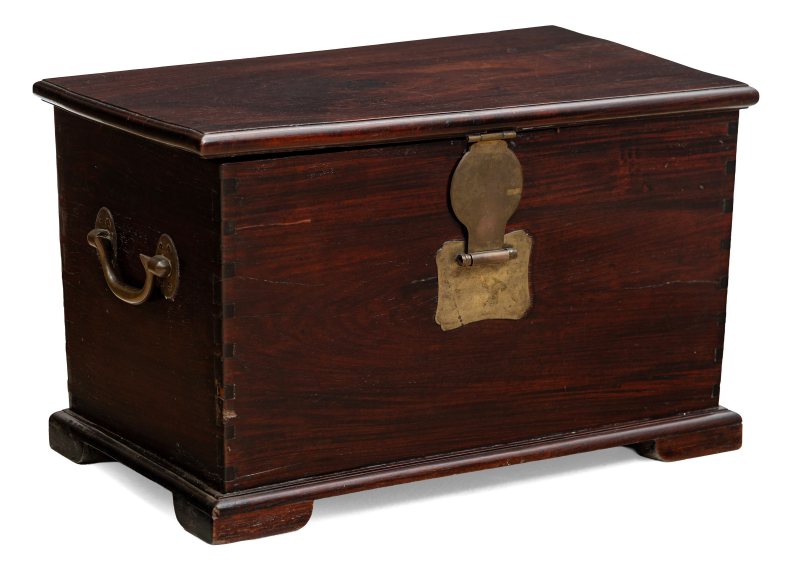 A brass-mounted hardwood chest - 图1
