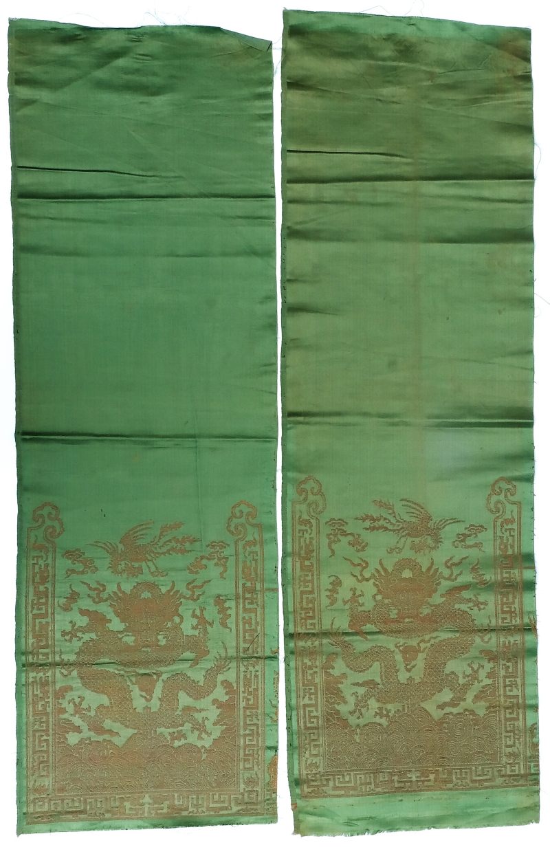 A collection of eight various silk textiles - 图3