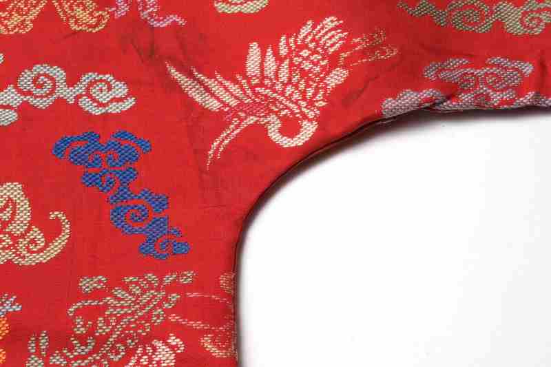 A red-ground silk brocade dragon robe, Mangao - 图12