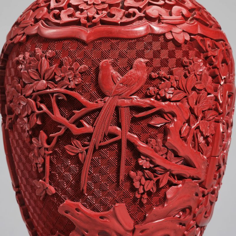 20世纪70年代 剔红花鸟瓶 - 图7